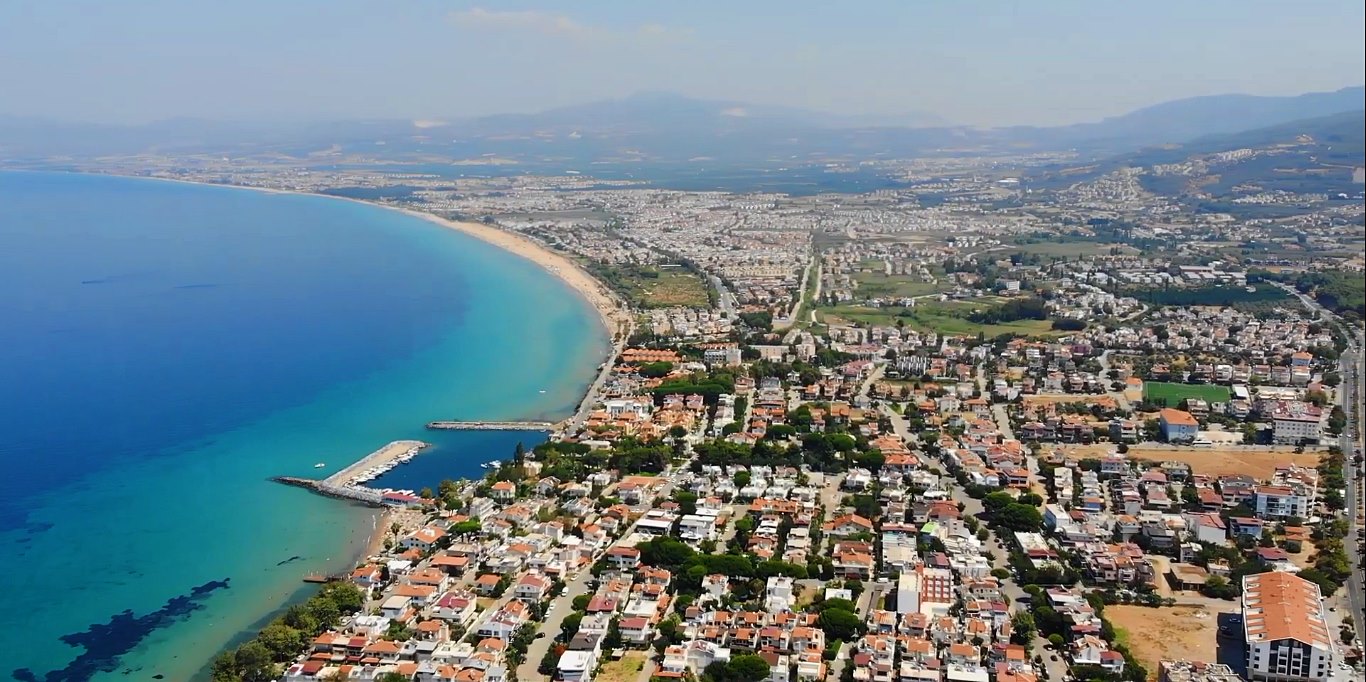 Güzelçamlı Kuşadası sahil ve konut bölgesi